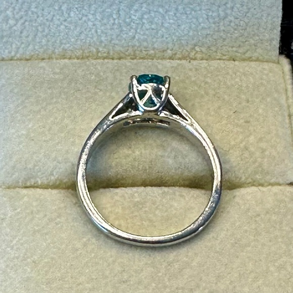 Sterling Silver and Blue Topaz Ring Size 6 - Picture 6 of 6